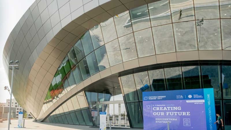 New congress center in Astana -aluminum honeycomb panels for exterior wall